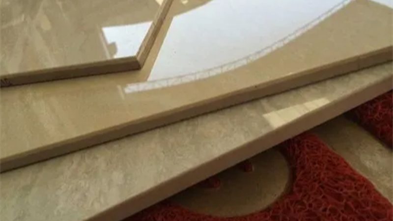 大砖上墙卫生间瓷砖胶，如何选择更安心？**